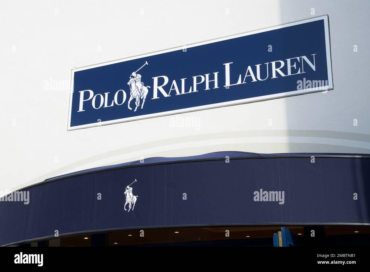Lauren ralph Banque de photographies et d’images à haute résolution - Alamy