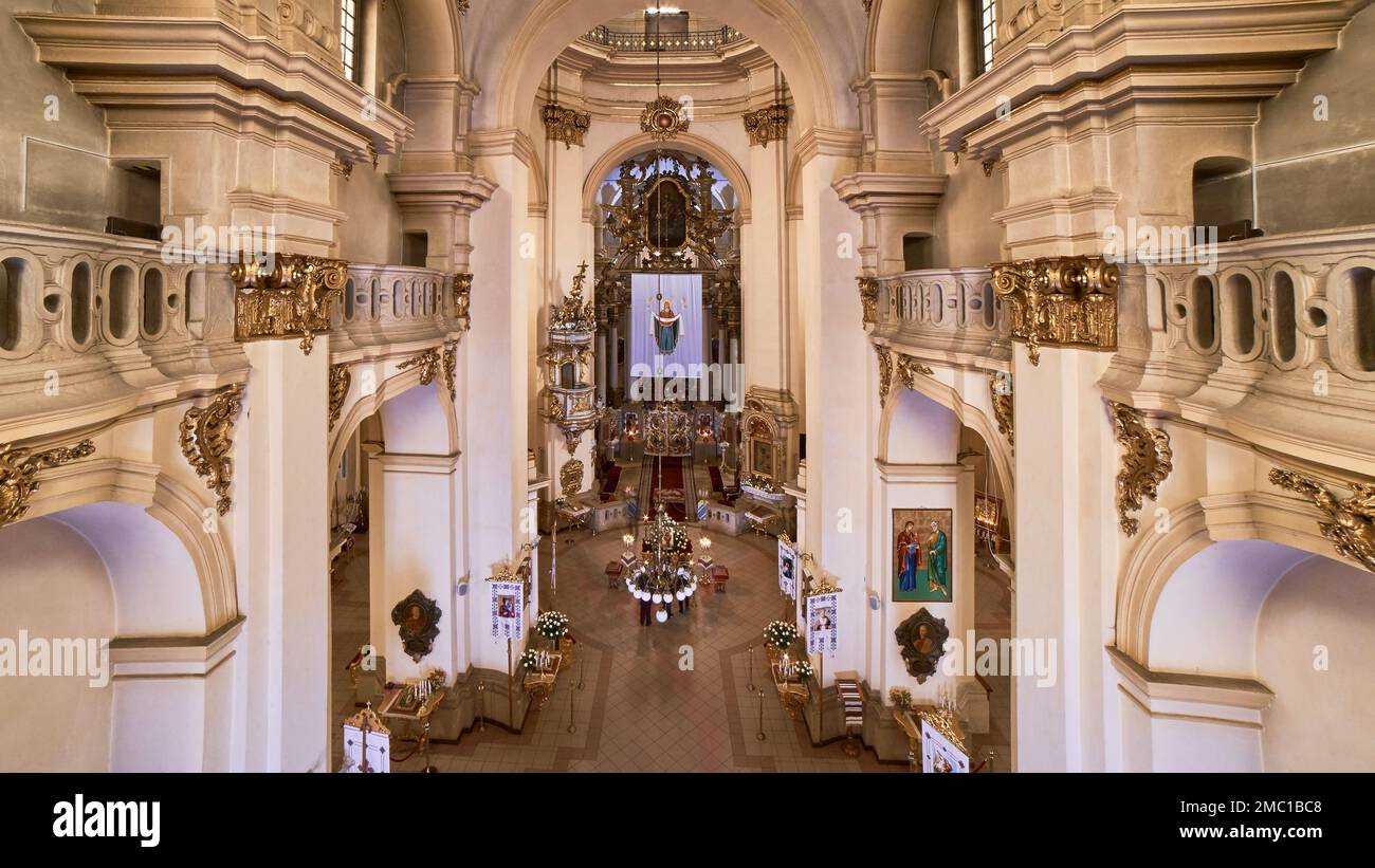 Intérieur de St. Cathédrale de George à Lviv, en Ukraine, vue du quire Banque D'Images