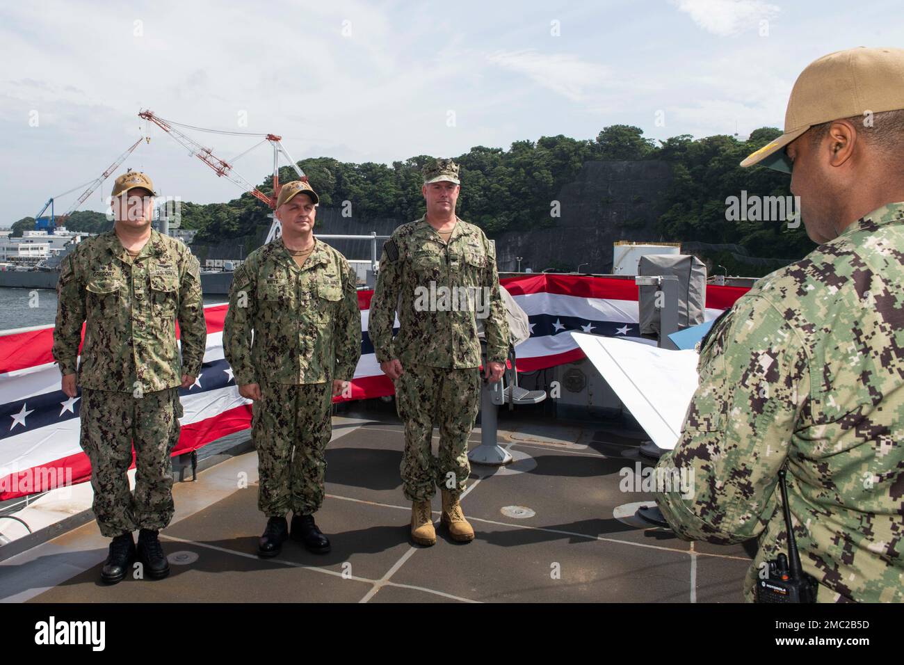 YOKOSUKA, Japon (24 juin 2022) - USS Blue Ridge (LCC 19), navire amiral ...