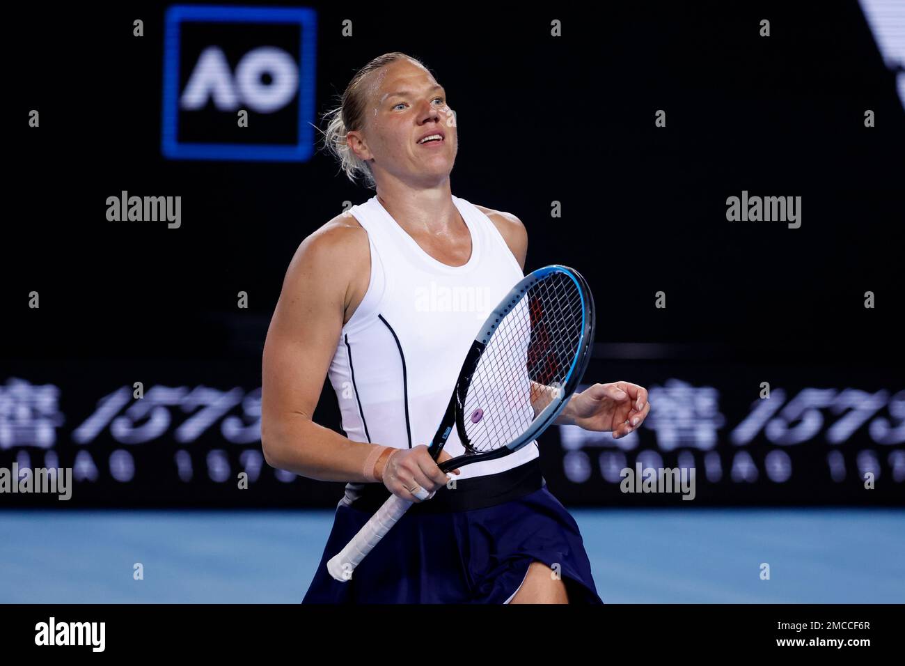 Kaia Kanepi of Estonia reacts after defeating Aryna Sabalenka of Belarus in their fourth round match at the Australian Open tennis championships in Melbourne, Australia, early Tuesday, Jan. 25, 2022. Banque D'Images