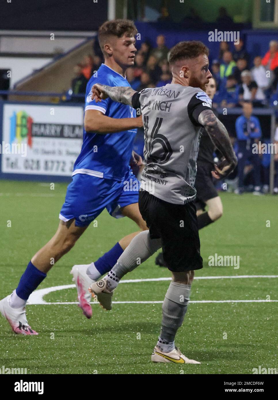 Parc de Stangmore, Dungannon, comté de Tyrone, Irlande du Nord, Royaume-Uni. 02 septembre 2022. Danske Bank Premiership – Dungannon Swifts 0 Coleraine 5. Le joueur de Coleraine Lee Lynch (16) en action pendant le match de la Danske Bank Irish League. Banque D'Images