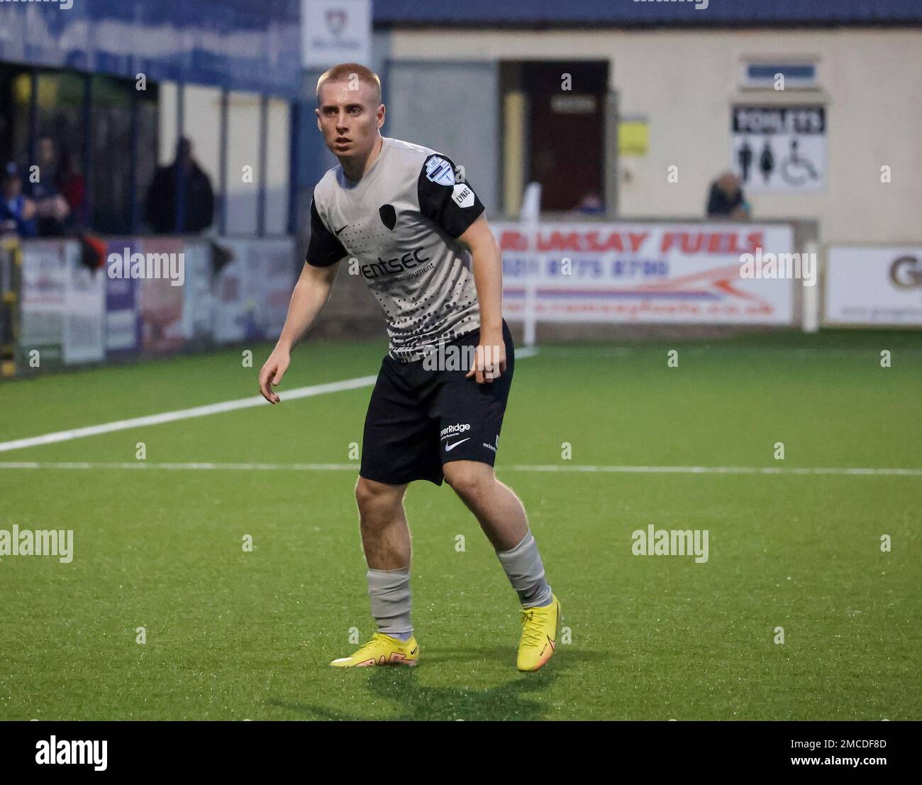 Parc de Stangmore, Dungannon, comté de Tyrone, Irlande du Nord, Royaume-Uni. 02 septembre 2022. Danske Bank Premiership – Dungannon Swifts 0 Coleraine 5. Le joueur de Coleraine Conor McKendry (7) en action pendant le match de la Danske Bank Irish League. Banque D'Images