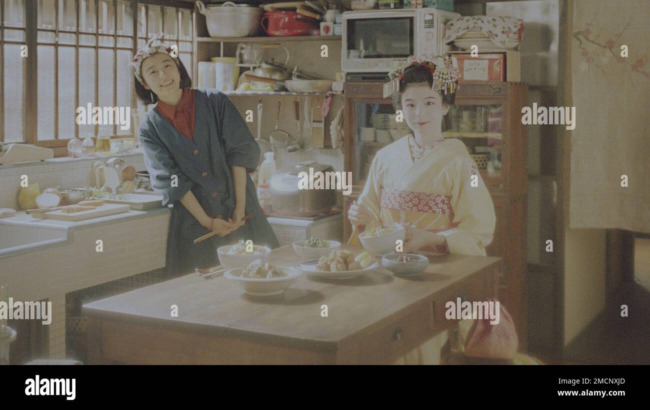 NATSUKI DEGUCHI ET NANA MORI DANS LE MAKANAI: CUISINE POUR LA MAISON
