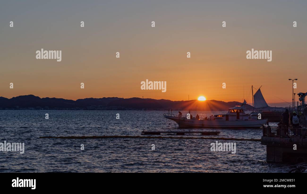 La prise du premier lever du soleil de la nouvelle année au Japon remonte à d'anciennes cérémonies de noblesse durant la période Heian (794 à 1185). Pendant le Mei Banque D'Images