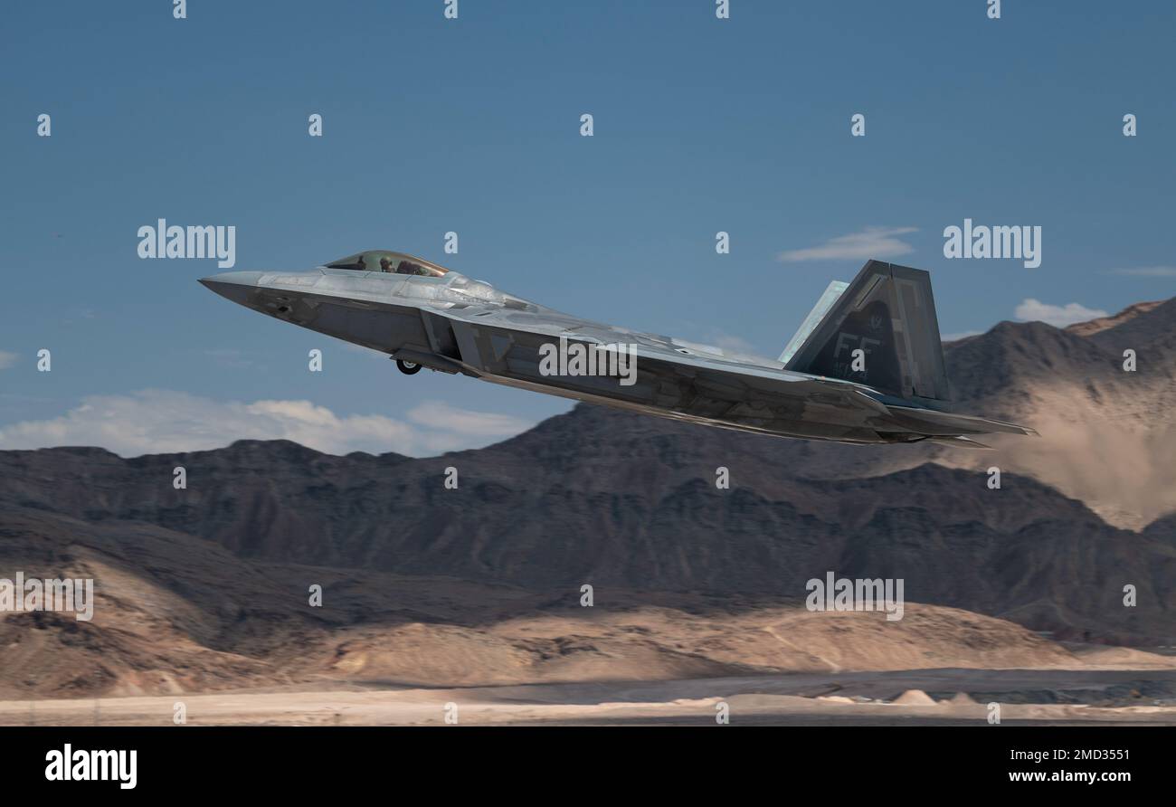 Un F-22 Raptor du 27th Fighter Squadron, base conjointe Langley-Eustis ...