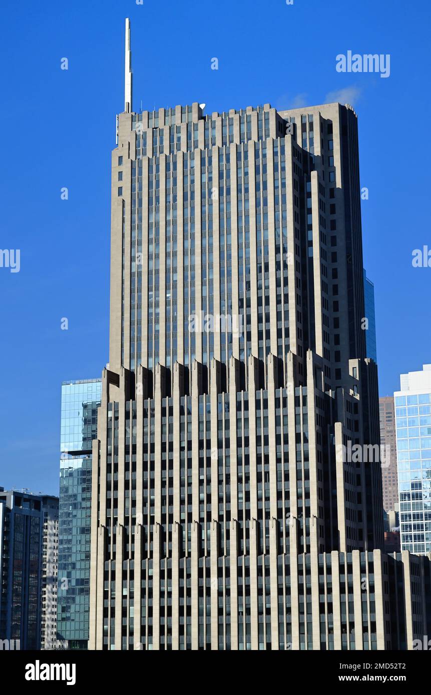 Chicago, Illinois, États-Unis. La tour NBC dans le centre-ville de Chicago, près de l'extrémité sud du Magnificent Mile de la ville, sur Michigan Avenue. Banque D'Images