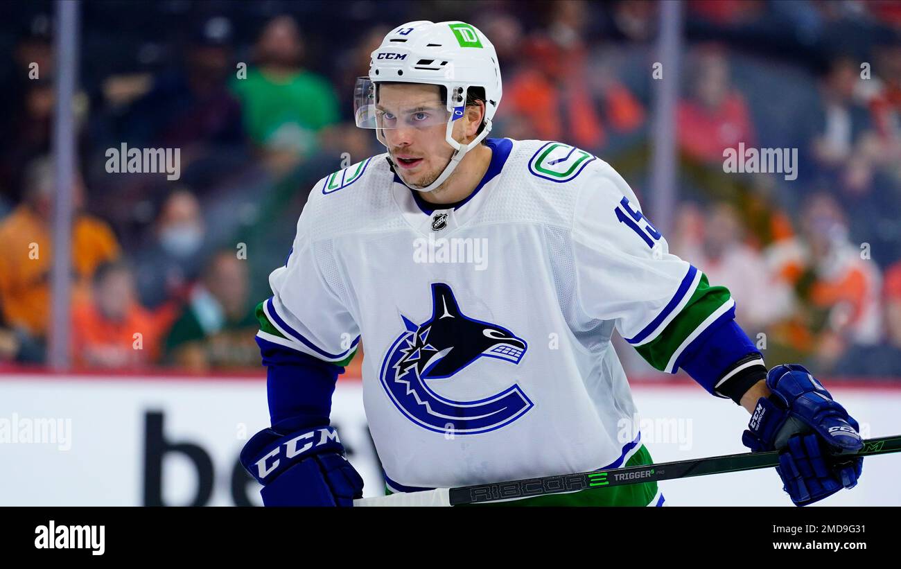 Vancouver Canucks' Matthew Highmore plays during an NHL hockey game, Friday, Oct. 15, 2021, in Philadelphia. (AP Photo/Matt Slocum) Banque D'Images