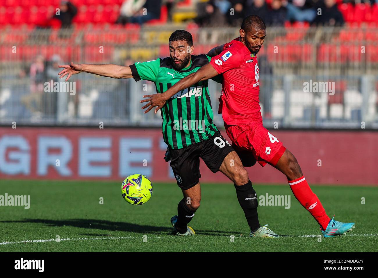 Monza, Italie. 22nd janvier 2023. Gregoire Defrel des États-Unis Sassuolo vu en action pendant la série Un match de football 2022/23 entre AC Monza et US Sassuolo au stade U-Power, (score final; AC Monza 1:1 US Sassuolo) Credit: SOPA Images Limited/Alay Live News Banque D'Images
