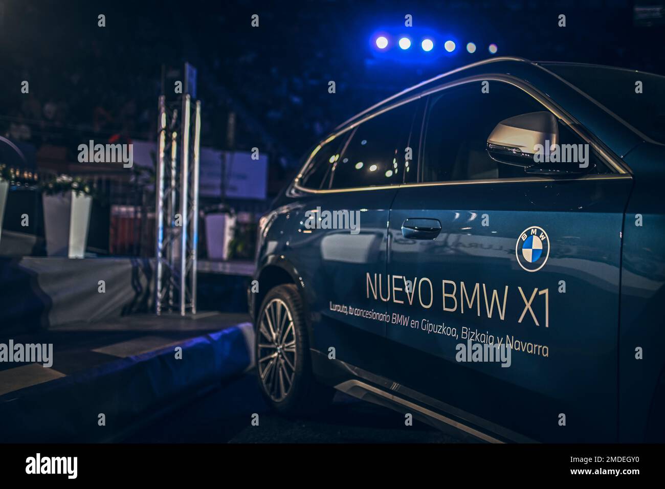 Logo BMW M dans la voiture de dernière génération. Banque D'Images