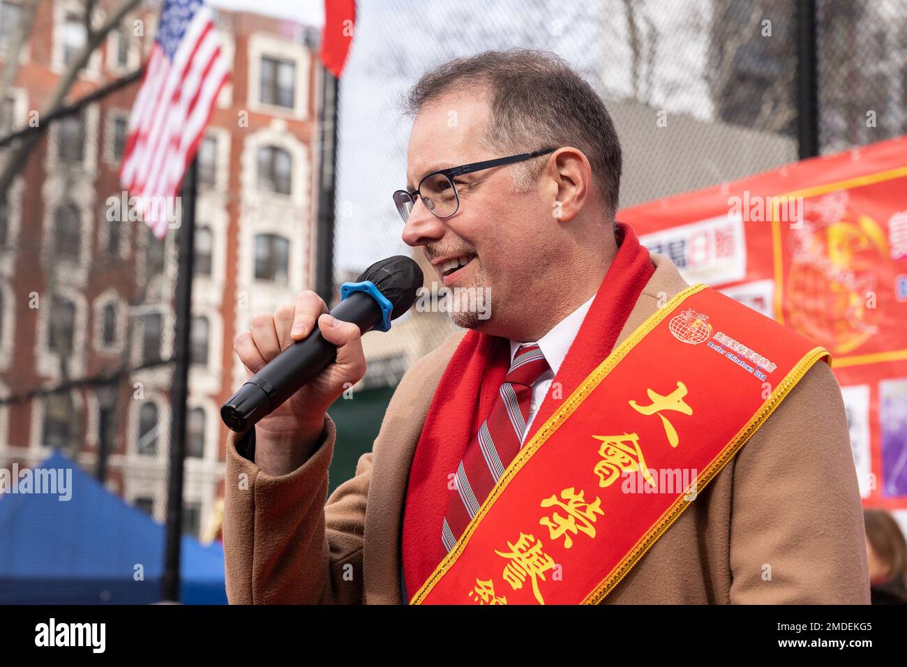 New York, New York, États-Unis. 22nd janvier 2023. Mark Levine, président du quartier de Manhattan, parle lors de la célébration de la nouvelle année lunaire du lapin dans le quartier chinois de New York au parc Sara D. Roosevelt (Credit image: © Lev Radin/Pacific Press via ZUMA Press Wire) USAGE ÉDITORIAL SEULEMENT! Non destiné À un usage commercial ! Banque D'Images