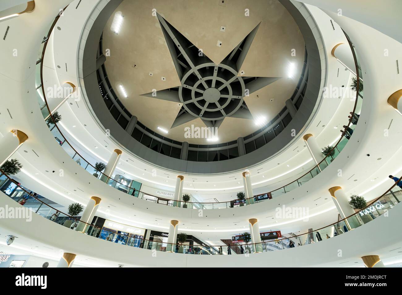 Dubai, Émirats Arabes Unis. 28 novembre 2022 : centre commercial de ...