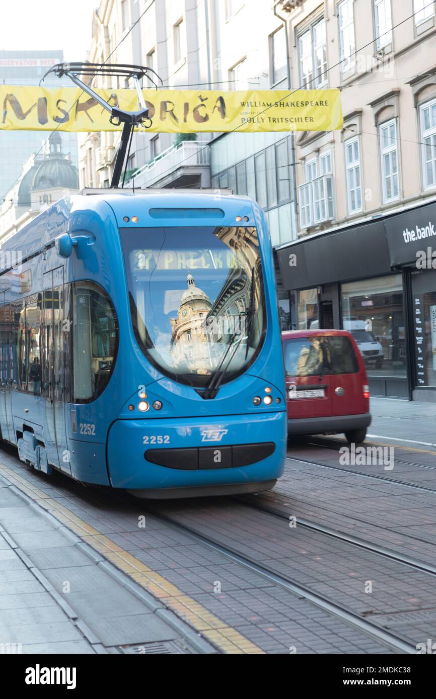 Croata, tramway de la ville de Zagreb dans le quartier central de Zagreb. Banque D'Images