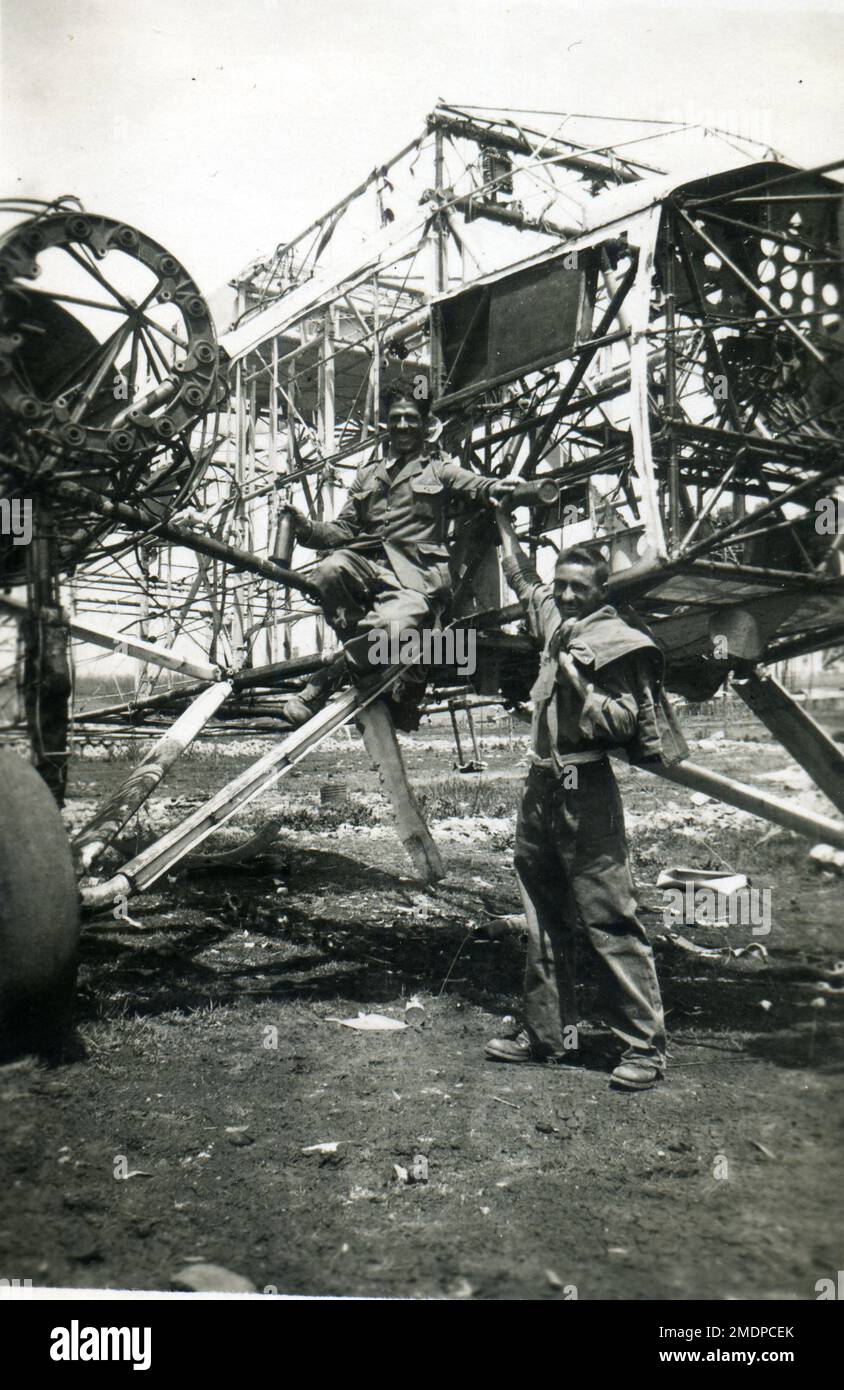 Afrique, Ethiopie, Addis - Abeba - incendidio tendone aeroporto, 18/06/1937 - incendie dans l'aéroport - colonie italienne, fascisme - 1937 Banque D'Images