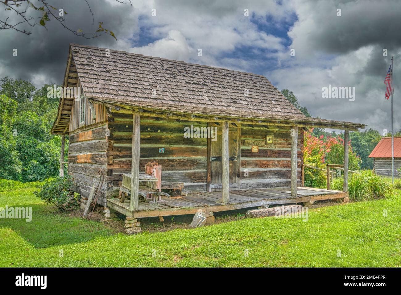 La cabane et le musée Tom Dooley à l'Académie et village Whipoorwill de Ferguson, en Caroline du Nord. Banque D'Images
