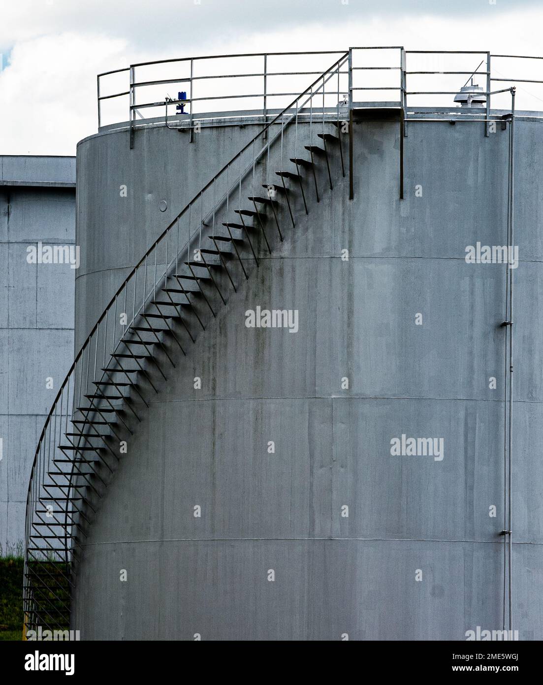 L'huile de pétrole distillat les réservoirs de stockage de carburant Banque D'Images