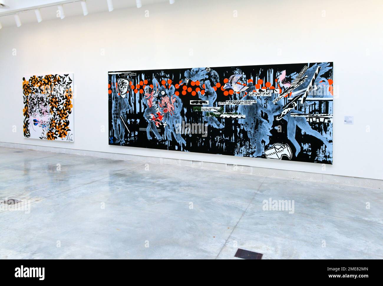 Venise, Italie - 3 juillet 2022 : peintures contemporaines exposées au Pavillon central lors de l'exposition internationale d'art de la biennale de Venise en 58th Banque D'Images