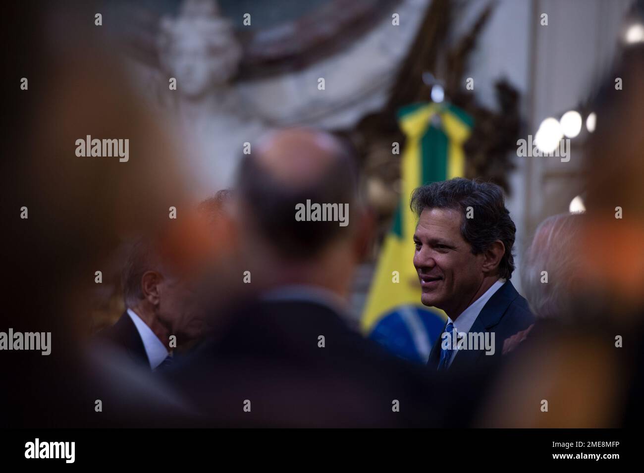 Buenos Aires, Argentine. 23rd janvier 2023. Fernando Haddad, ministre de l'économie du Brésil, arrive pour une conférence de presse des chefs d'État brésiliens et argentins. Les deux principaux pays d'Amérique du Sud, l'Argentine et le Brésil, veulent relancer leurs relations et approfondir leurs échanges commerciaux. L'Argentine et le Brésil pensent à haute voix à une monnaie commune. Credit: Florencia Martin/dpa/Alay Live News Banque D'Images