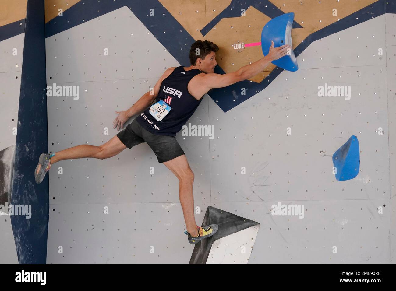FILE Nathaniel Coleman climbs during the men's boulder qualification