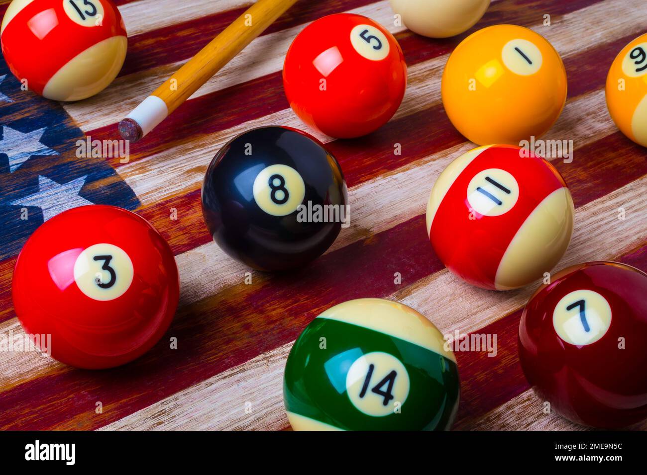Ballon de billard sur drapeau américain Banque D'Images
