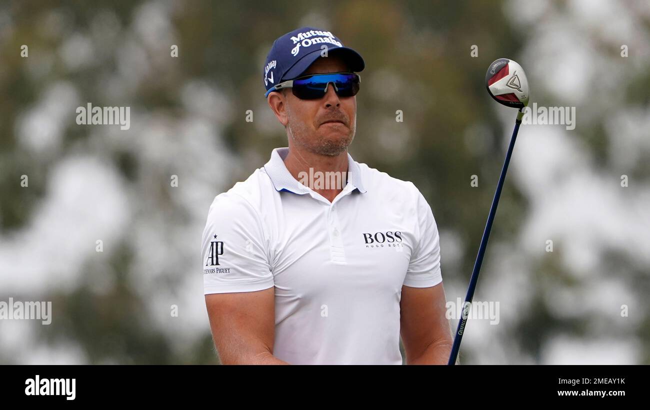 Henrik Stenson, of Sweden, plays his shot from the second tee during a practice round of the U.S. Open Golf Championship, Wednesday, June 16, 2021, at Torrey Pines Golf Course in San Diego. (AP Photo/Jae C. Hong) Banque D'Images