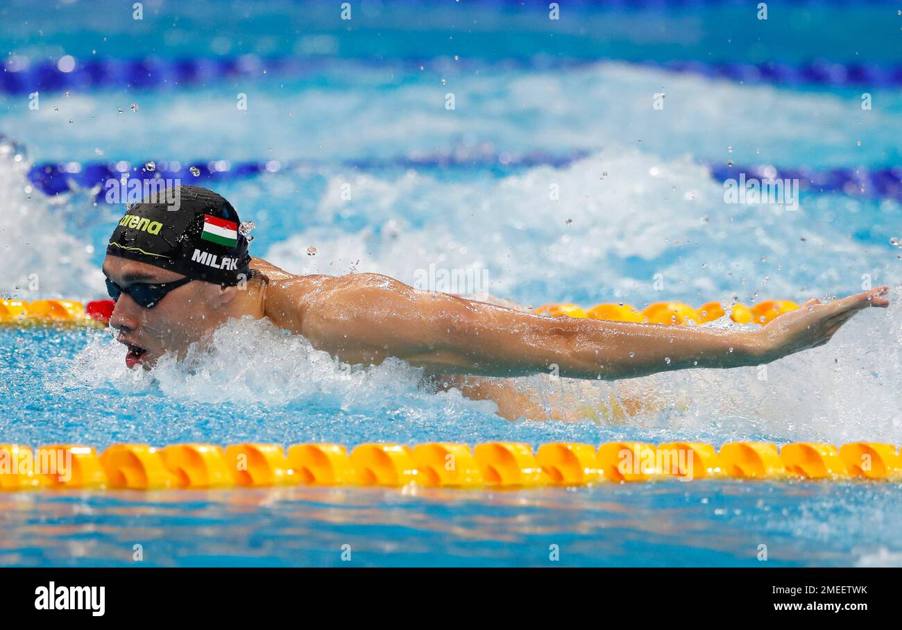 Hungary's Kristof Milak competes during the men's 100 meters butterfly preliminaries at the European Aquatics Championships in Duna Arena in Budapest, Hungary, Saturday, May 22, 2021. (AP Photo/Petr David Josek) Banque D'Images