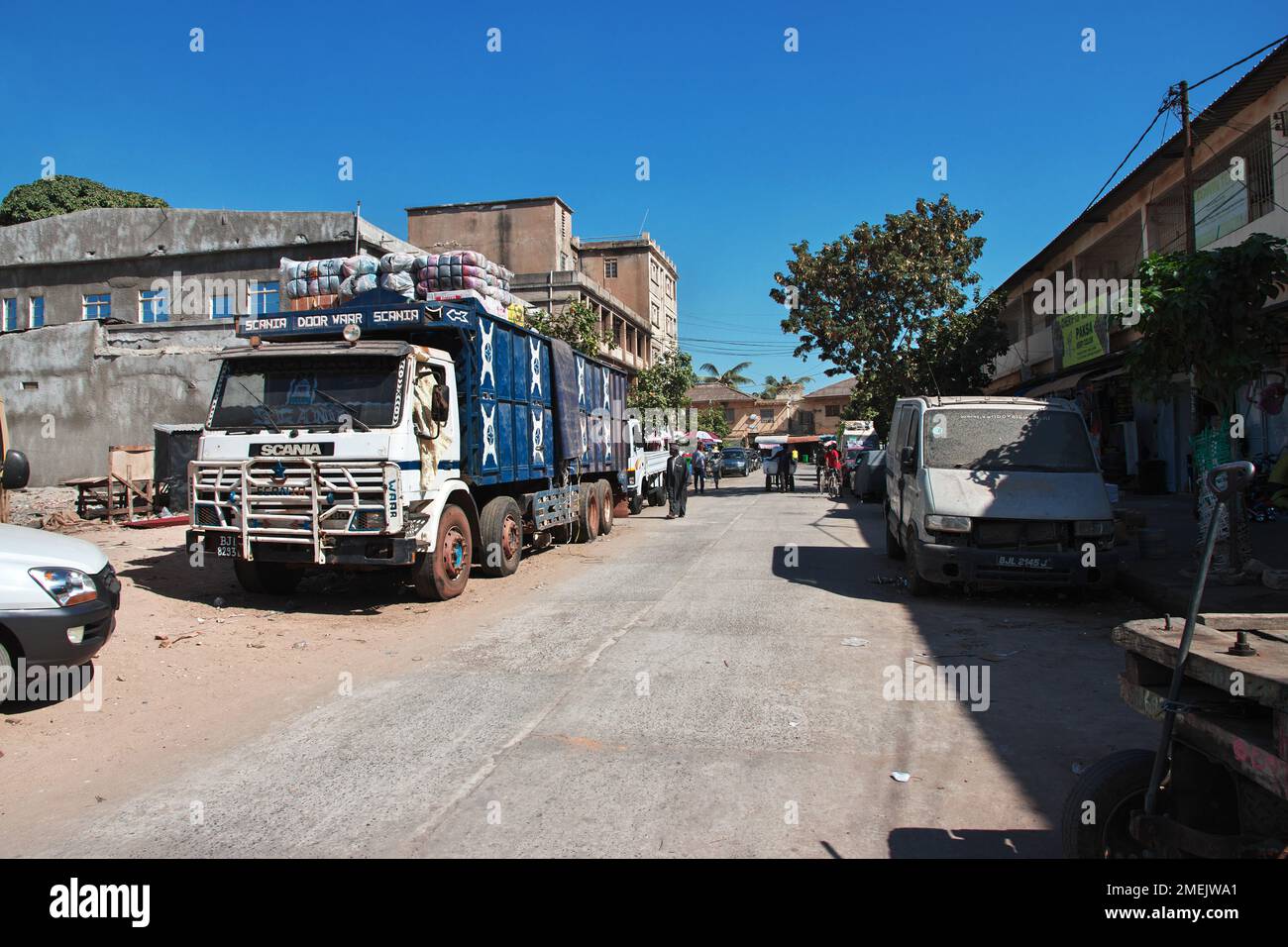 Rue vintage à Banjul, Gambie, Afrique de l'Ouest Banque D'Images