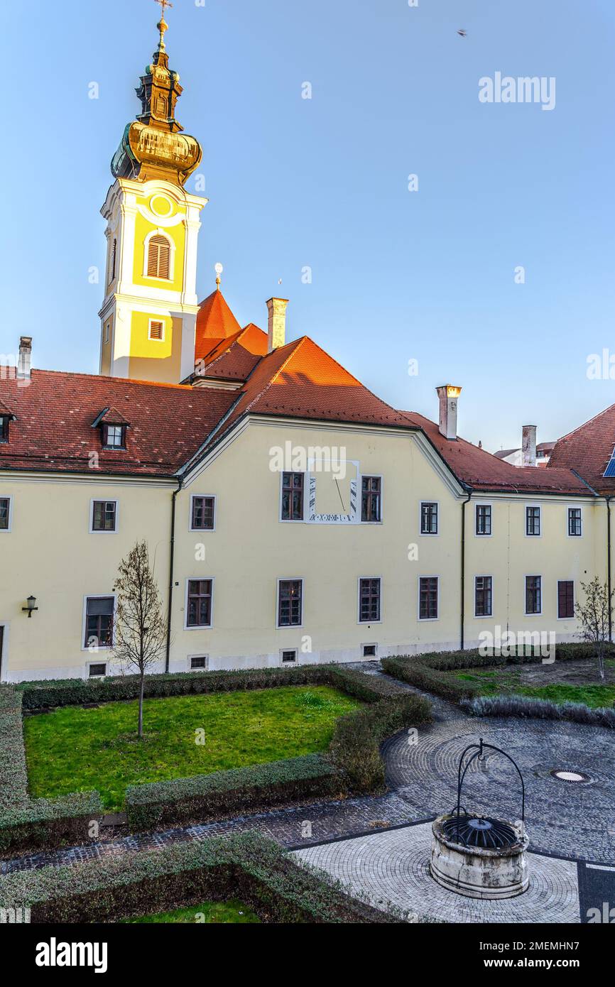 Gyor, ville en Hongrie, église baroque Carmélite Banque D'Images