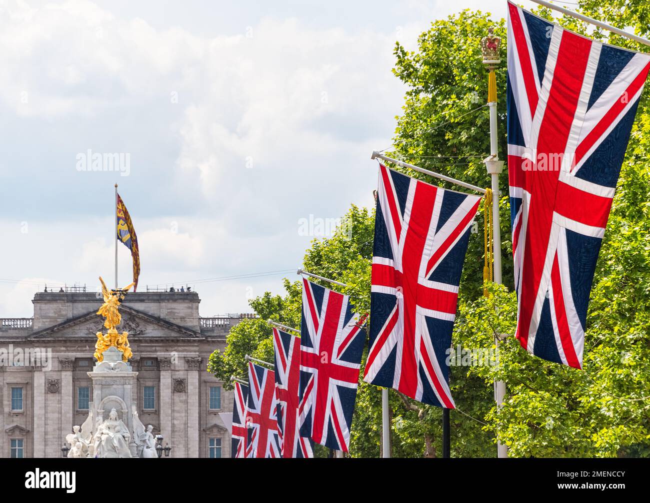 Trooping les célébrations de la couleur, marquant l'anniversaire officiel de la Reine et son Jubilé de 70 ans, Londres, Angleterre Banque D'Images