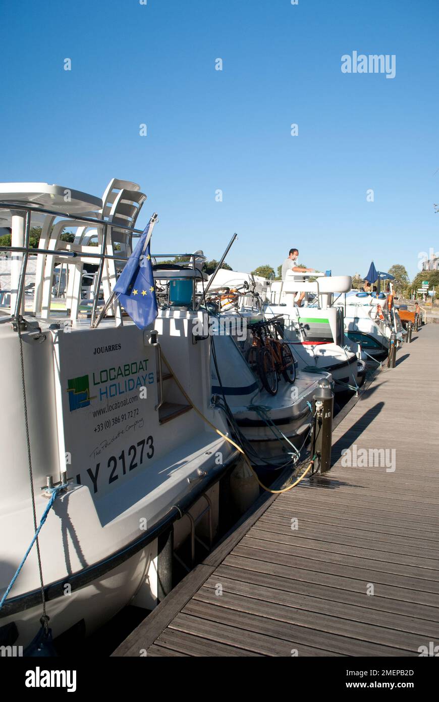 France, Languedoc-Roussillon, Aude, Carcassonne, Canal du midi, location de bateaux Banque D'Images