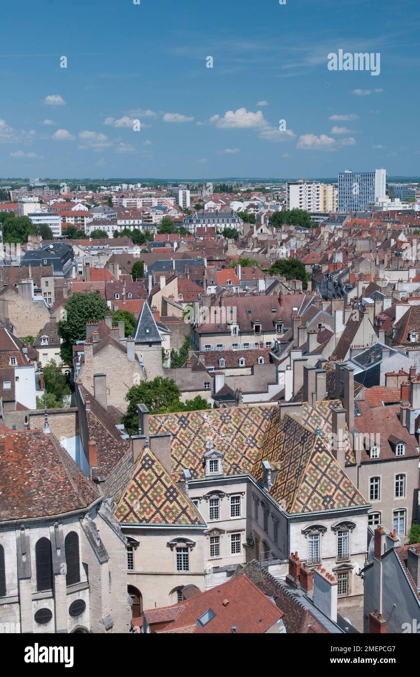 France, Bourgogne, Côte d'Or, Dijon, vue sur les toits Banque D'Images