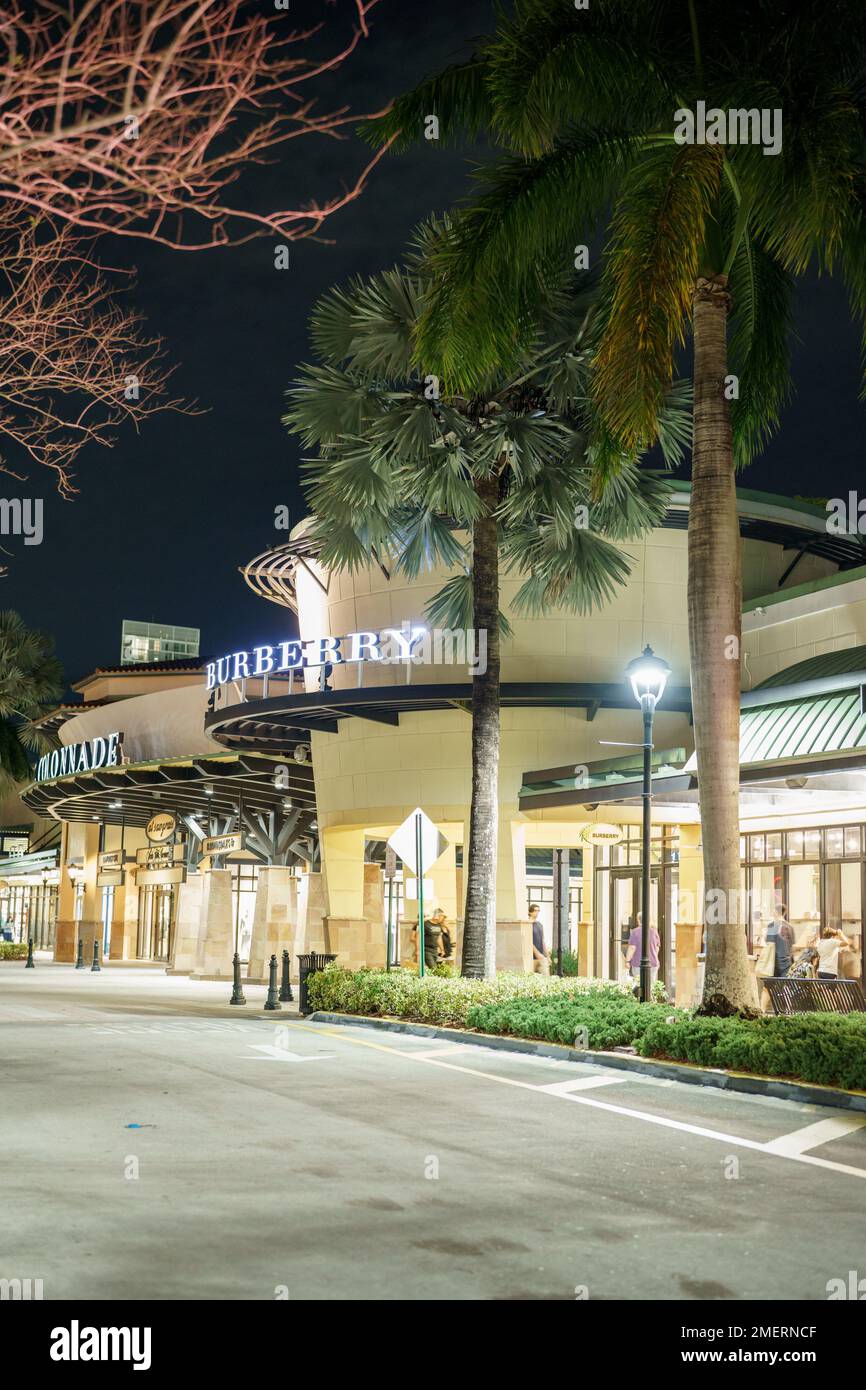 Sunrise, FL, Etats-Unis - 23 janvier 2023 : Burberry au centre commercial Sawgrass Mills Banque D'Images