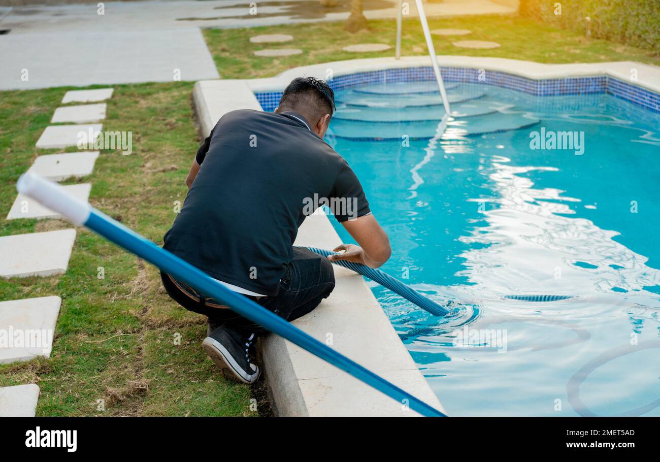 Kit De Nettoyage Gre AR2064 Pour Piscine - Aspirateur Manuel + Perche Télescopique + Tuyau 6m