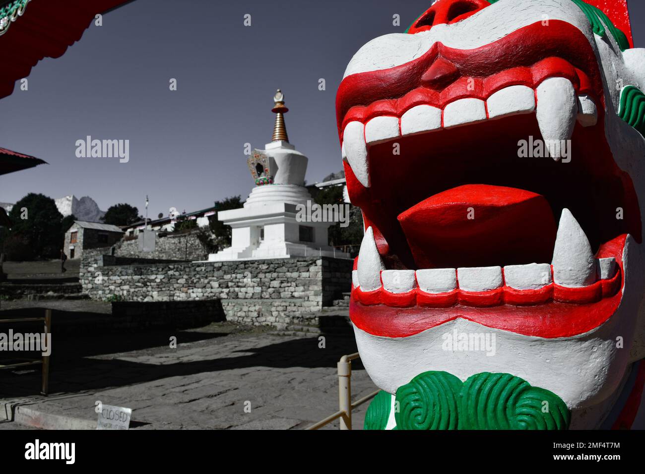 Tibetan snow lion statue Banque de photographies et d’images à haute — free download