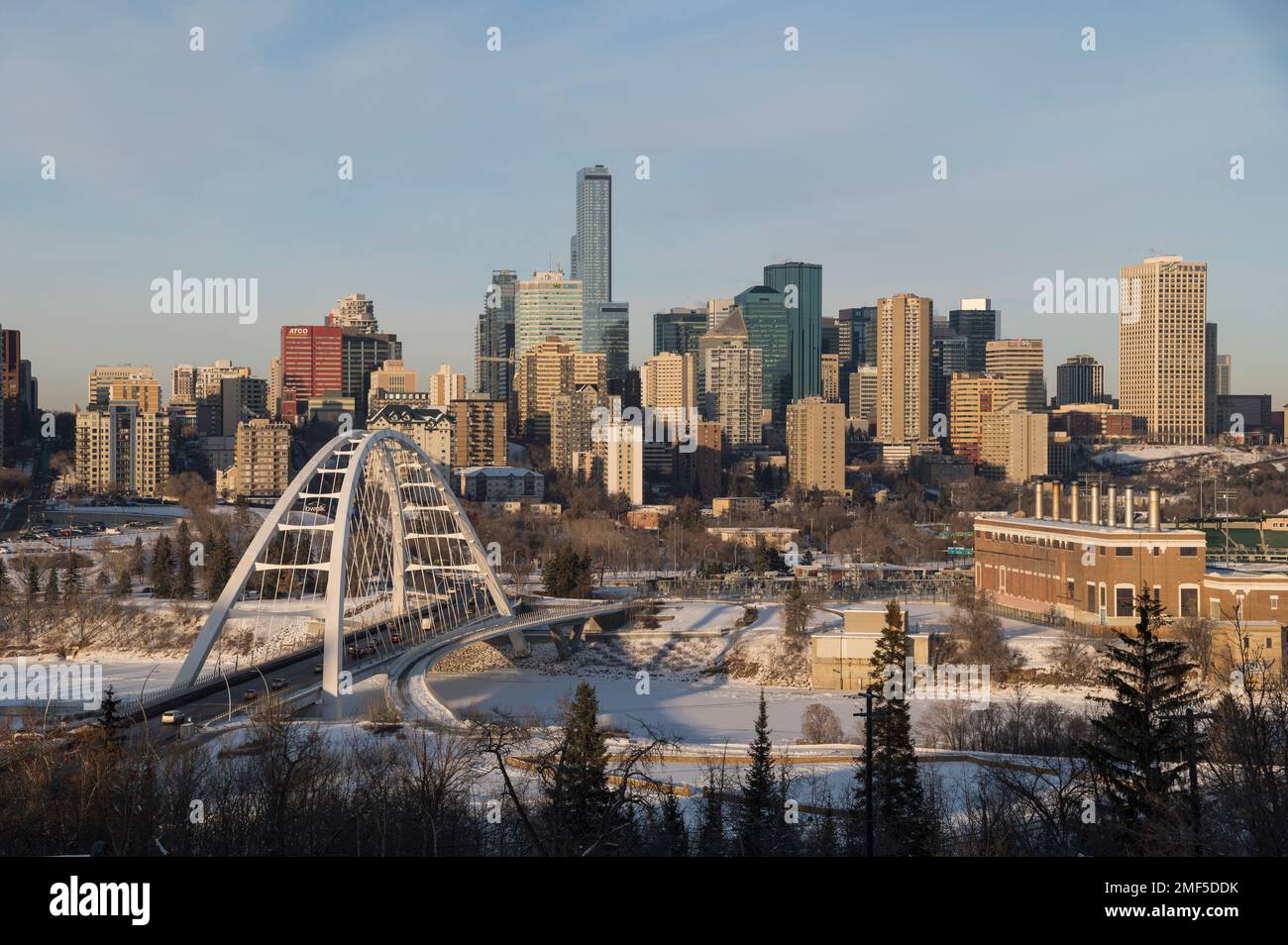 Centre-ville d'Edmonton, Alberta Skyline en hiver Banque D'Images