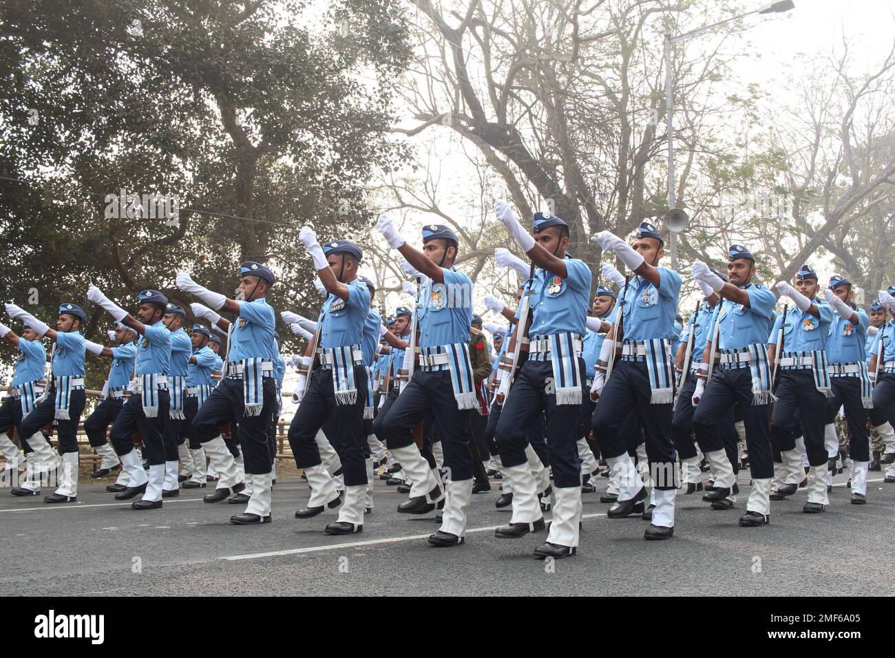 Kolkata, Bengale occidental, Inde. 24th janvier 2023. Les soldats de la Force aérienne indienne. (Credit image: © Snehasish Bodhak/Pacific Press via ZUMA Press Wire) USAGE ÉDITORIAL SEULEMENT! Non destiné À un usage commercial ! Banque D'Images