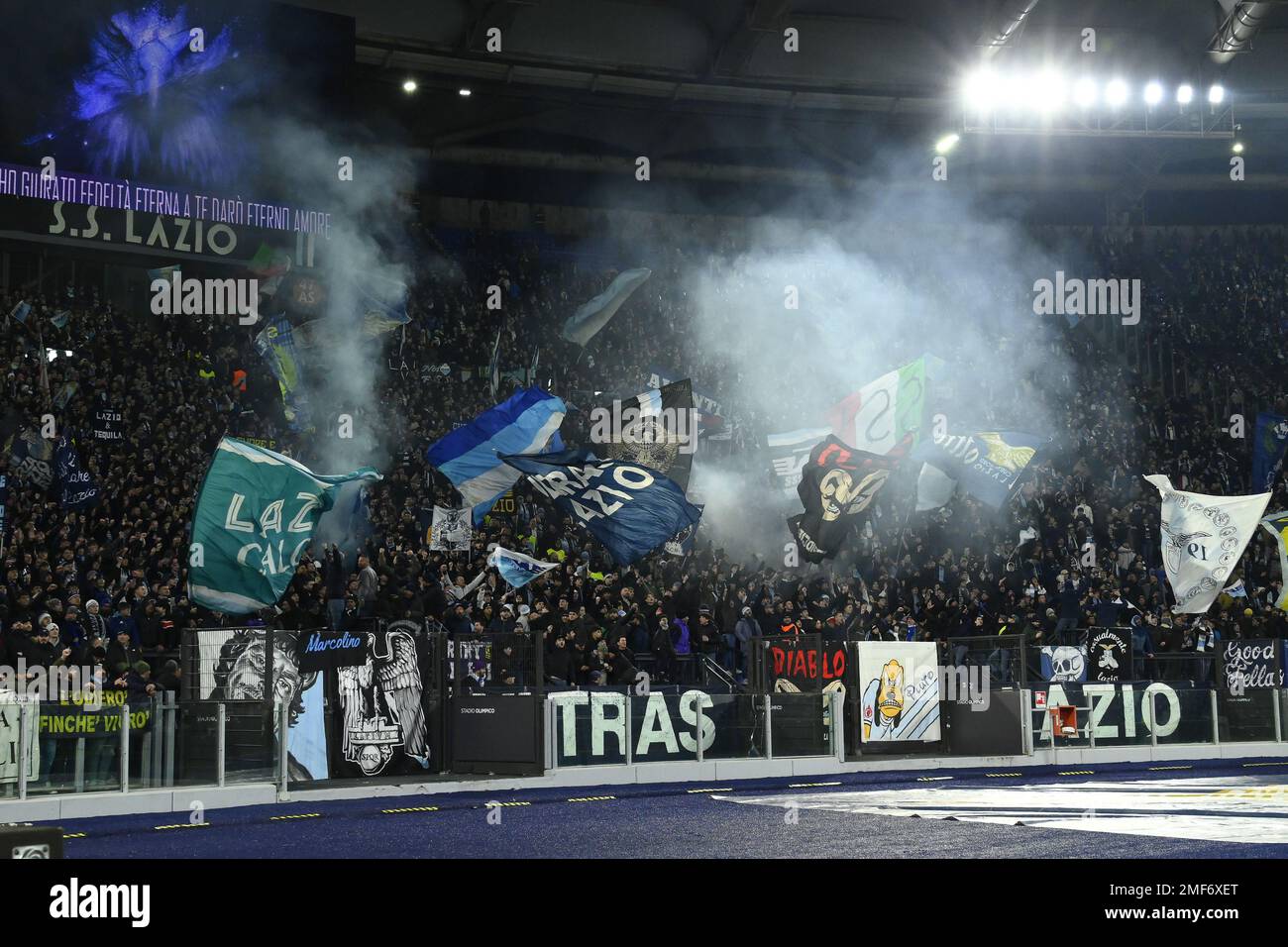 24 janvier 2023, Rome, Italie: S.S. Lazio fans pendant les 19th jours de la série A Championship entre S.S. Lazio contre A.C. Milan sur 24 janvier 2023 au Stadio Olimpico à Rome, Italie. (Credit image: © Domenico Cippitelli/LPS via ZUMA Press Wire) USAGE ÉDITORIAL SEULEMENT! Non destiné À un usage commercial ! Banque D'Images