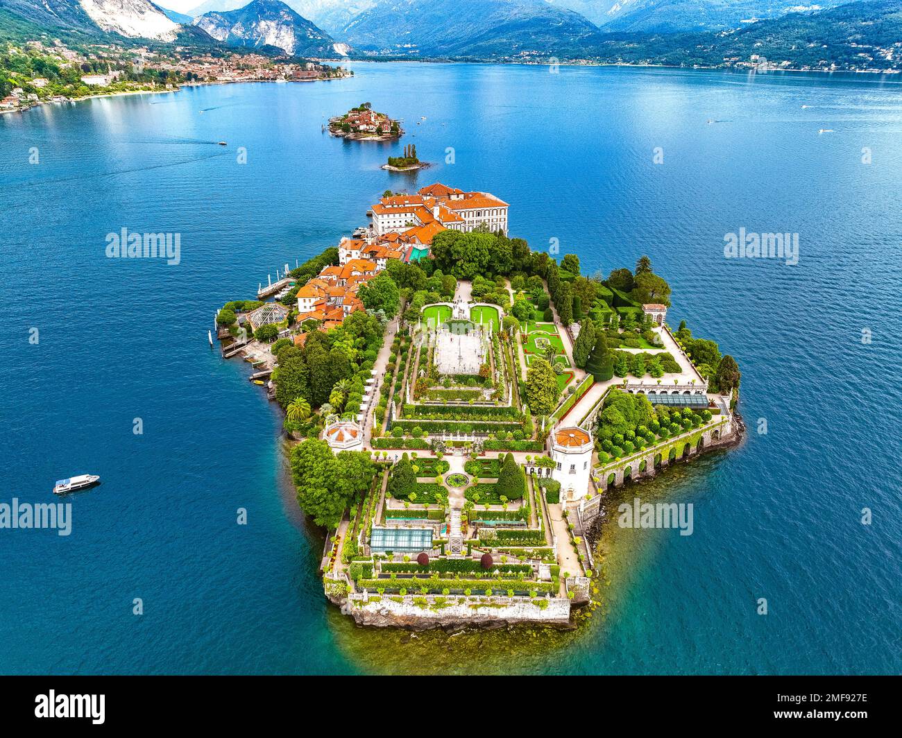 Vue aérienne d'Isola Bella, dans l'archipel d'Isole Borromée, au lac majeur, en Italie Banque D'Images