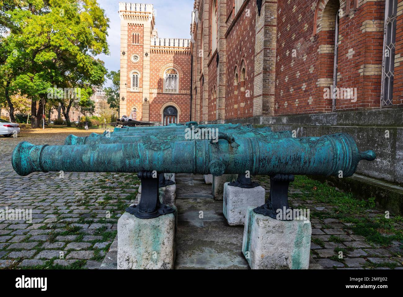 Vienne, Autriche - 16 octobre 2022 : canons du 18th siècle au Musée d'Histoire militaire de Vienne, Autriche Banque D'Images