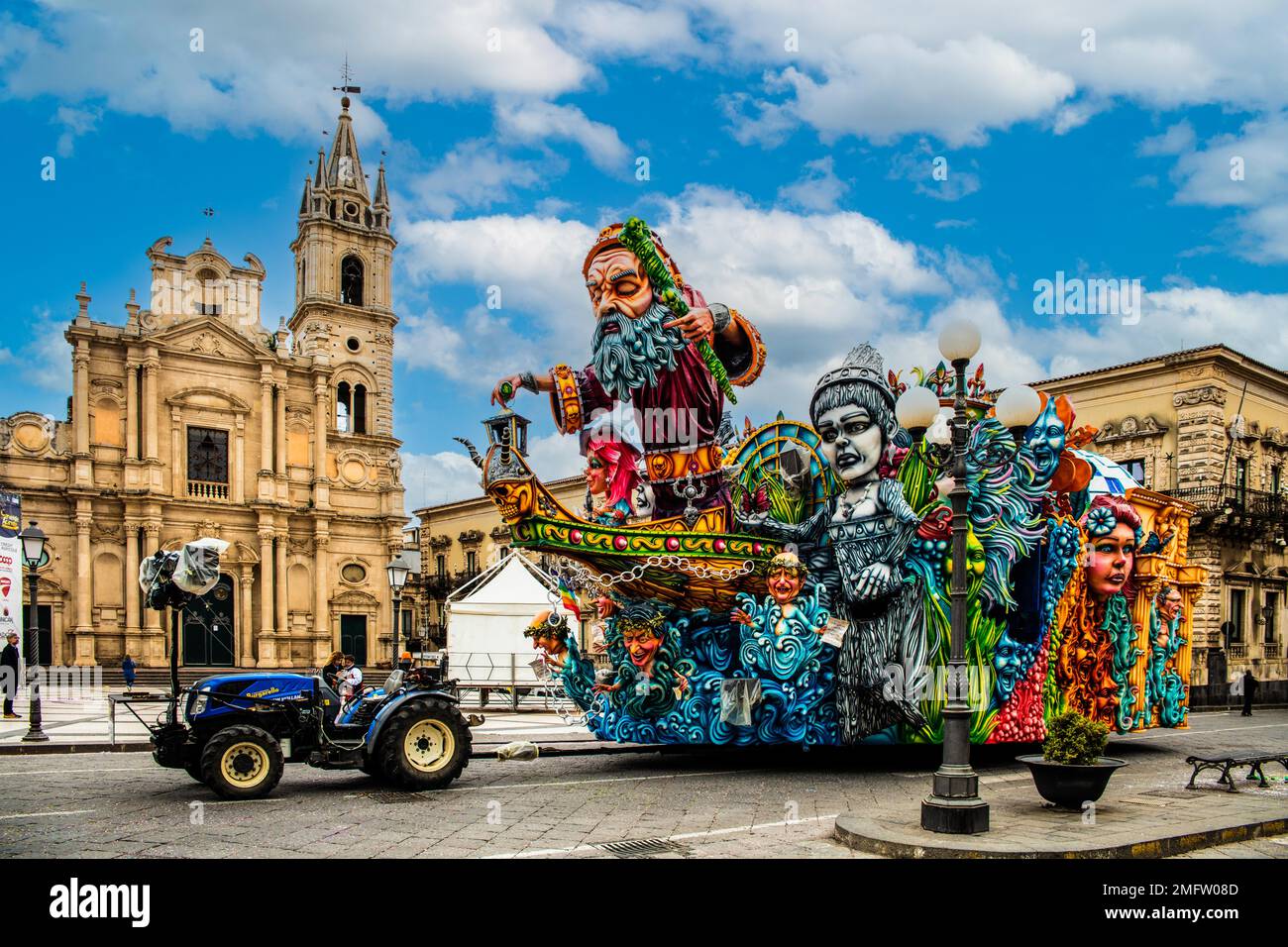 Carnaval de Schoenster en Sicile, défilé de chars allégoriques et fleuris, Acireale, Sicile, Acireale, Sicile, Italie Banque D'Images