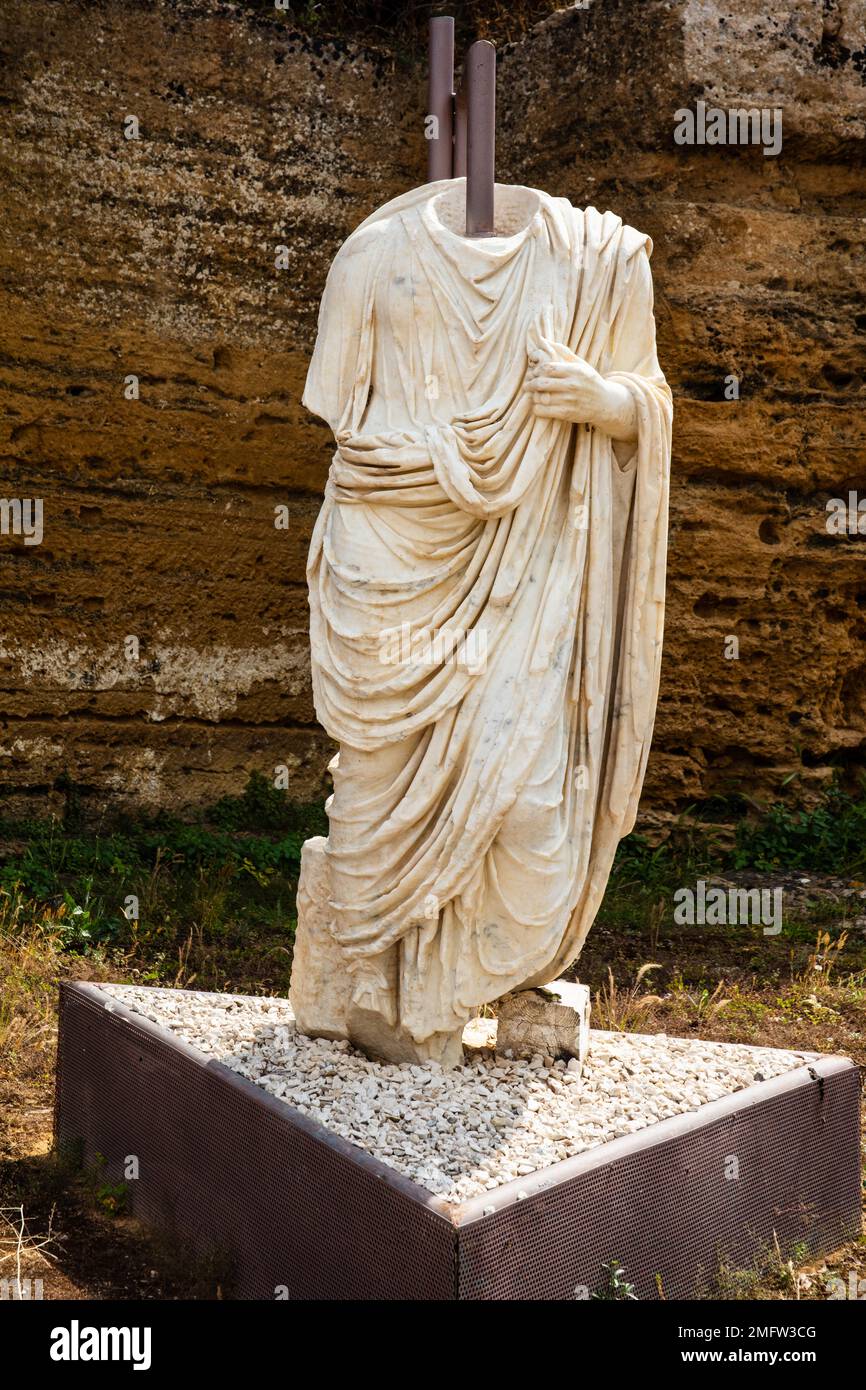 Sculpture, Vallée des temples, Agrigente, Sicile, Agrigente, Sicile, Italie Banque D'Images