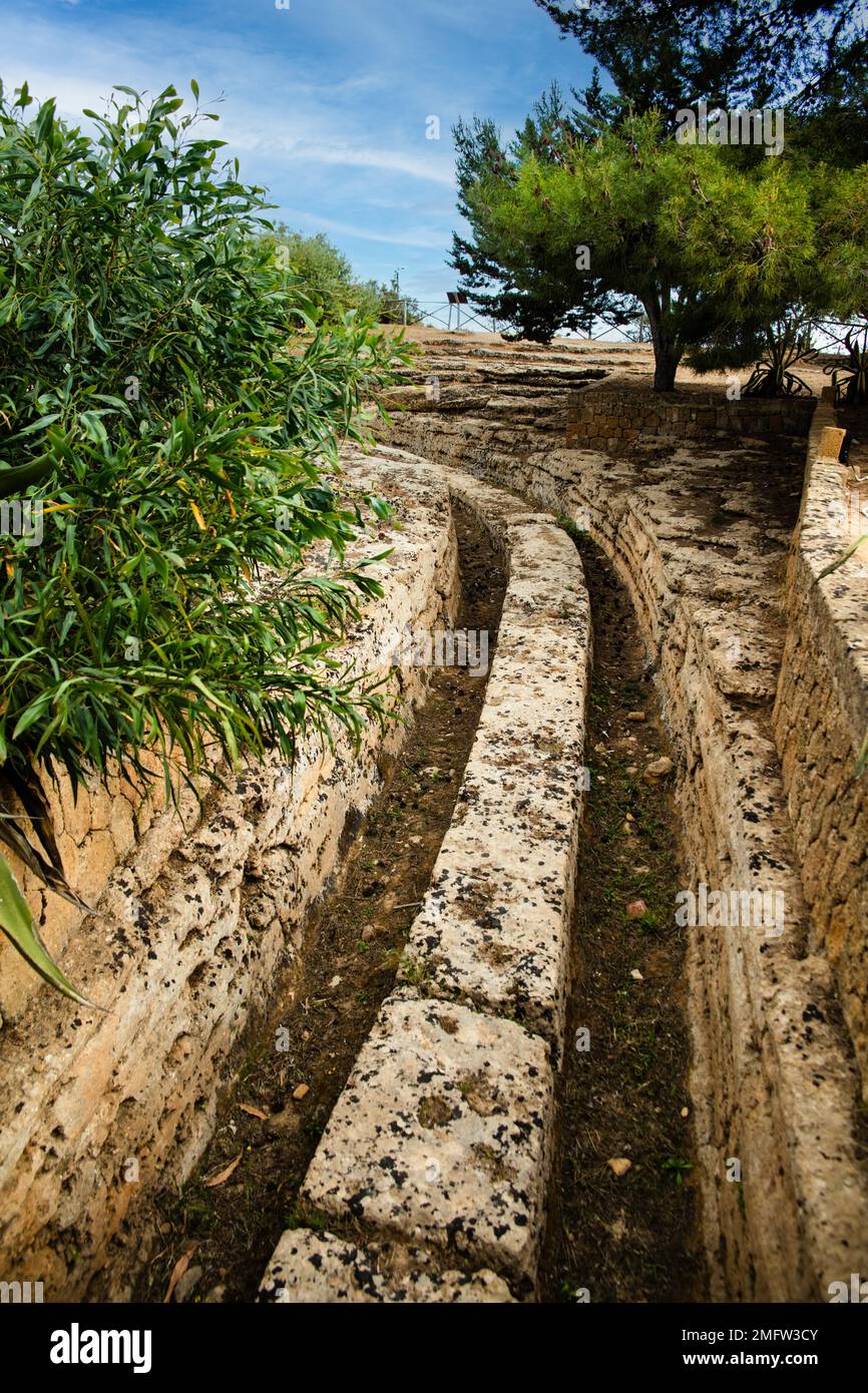Circuits de wagons, Vallée des temples, Agrigente, Sicile, Agrigente, Sicile, Italie Banque D'Images