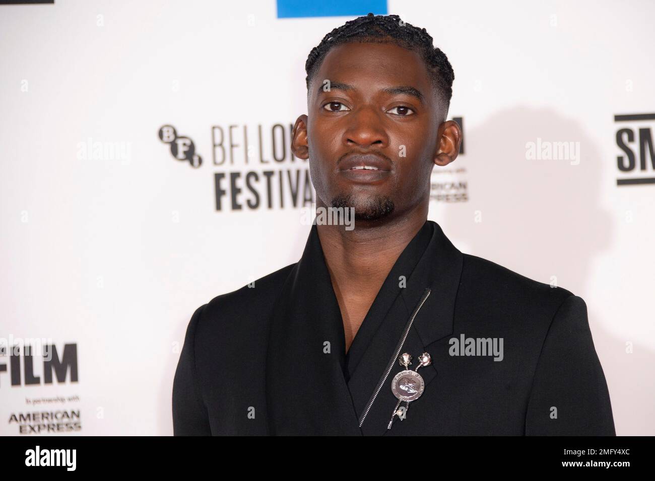 Actor Malachi Kirby poses for photographers during the photo call for the film 'Mangrove', as part of London Film Festival at the BFI Southbank, in central London, Wednesday, Oct. 7, 2020. (Photo by Joel C Ryan/Invision/AP) Banque D'Images