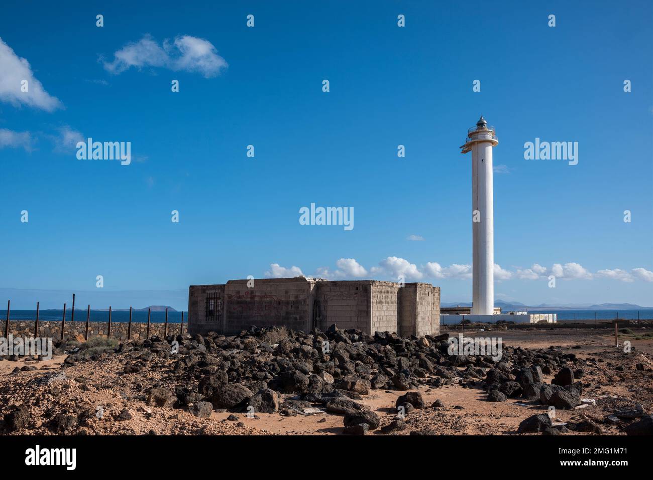 Phare, Punta Pechiguera, Playa Blanca, Lanzarote, îles Canaries Banque D'Images