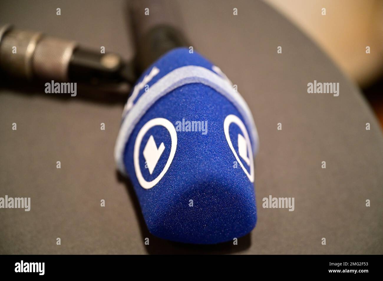 Themenbild, Symbolfoto, die öffentlich-rechtlichen Sender, wie ARD, ZDF, MDR, Deutschlandradio, Das Erste, Abo, ARD Brennpunkt, ARD-App, logo ARD, ARD Banque D'Images