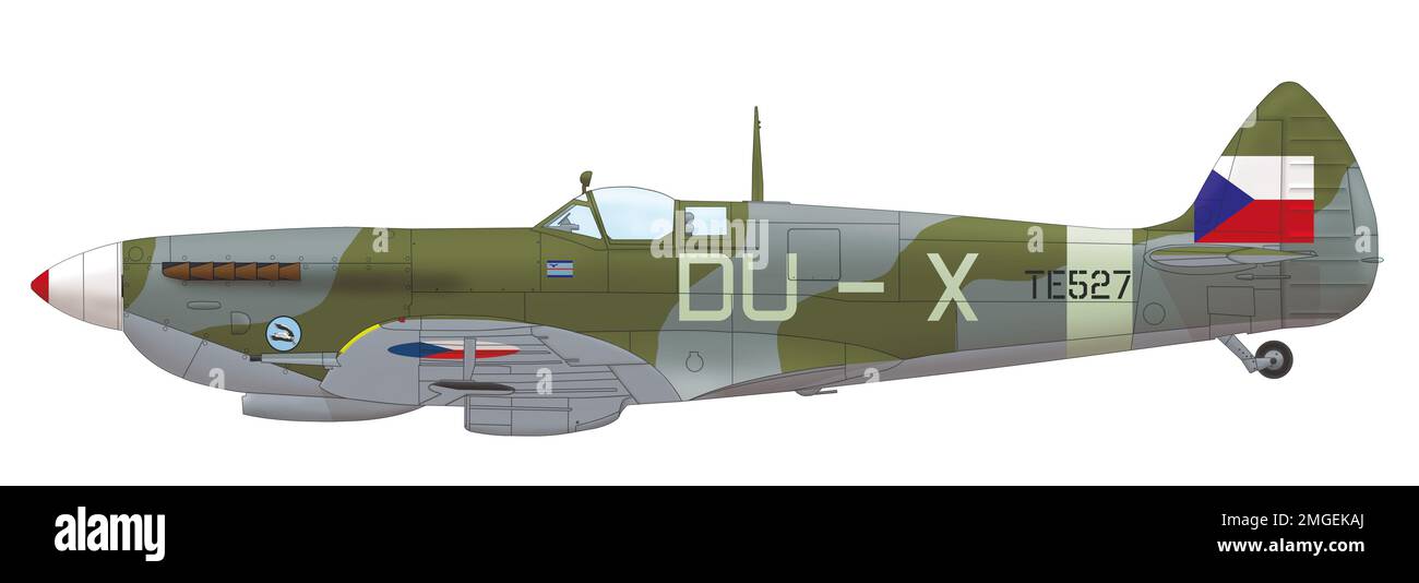 Supermarine Spitfire Mk IXE (TE527) piloté par Hugo Hrbáček de la Force aérienne tchécoslovaque, août 1945 Banque D'Images