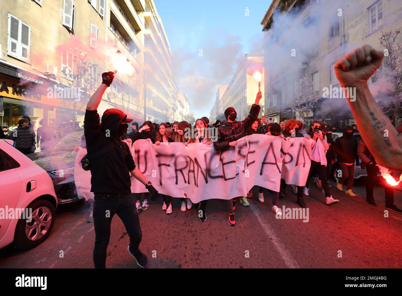Corse, Ajaccio, sur 08 mars 2022. Protestation après que Yvan Colonna, figure nationaliste Corse, ait été agressé en prison Banque D'Images