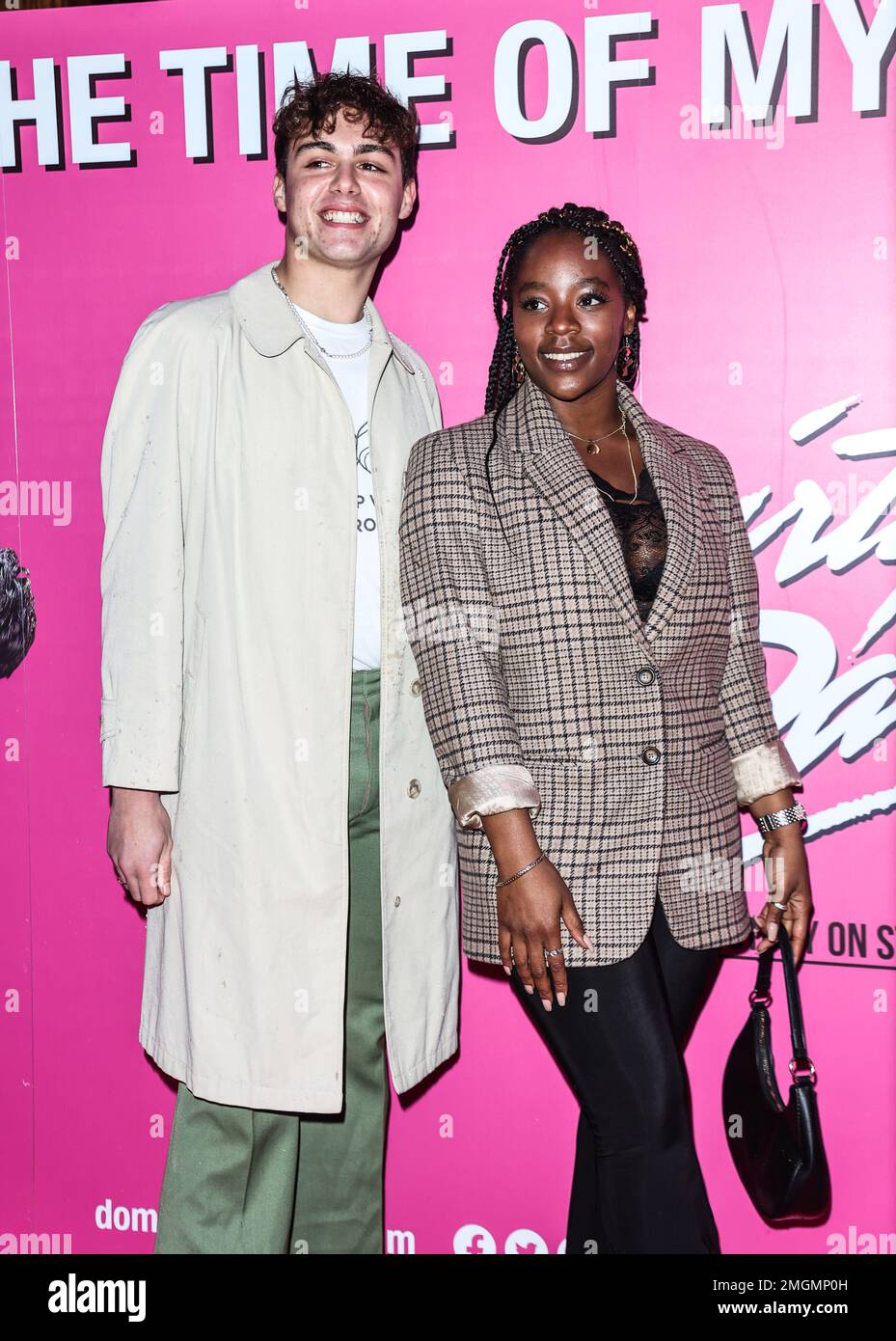 Londres, Royaume-Uni. 25th janvier 2023. Bradley riches et Corinna Brown assistent à la soirée de la presse pour Dirty Dancing au Dominion Theatre de Londres. (Photo de Brett Cove/SOPA Images/Sipa USA) crédit: SIPA USA/Alay Live News Banque D'Images