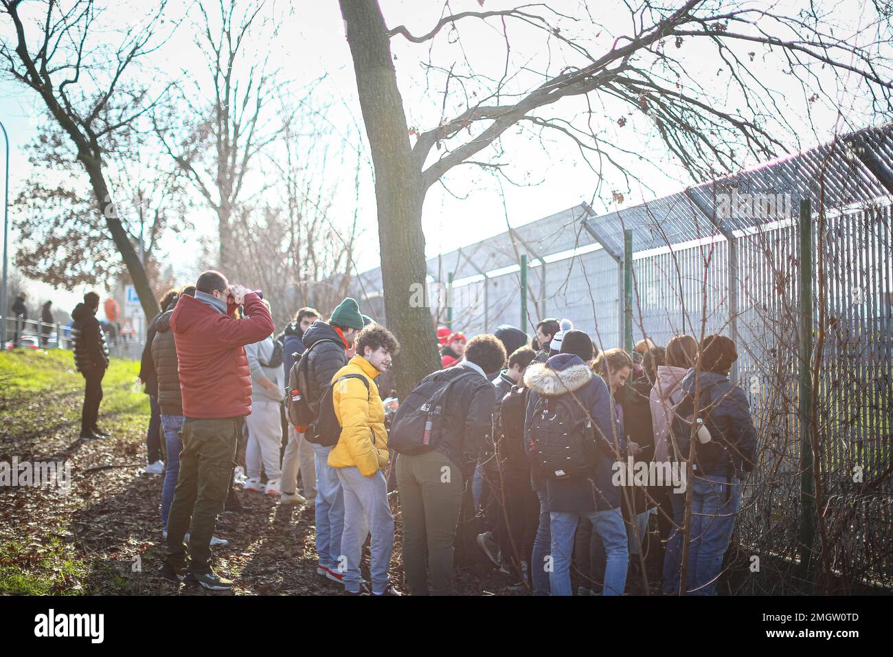 Italie. 26th janvier 2023.Ferrari test Days fans lors d'un test avec l'ancienne Ferrari SF-21 2021 à Fiorano/ Maranello, coloration pour la saison 2023 F1, 26 janvier 2023 crédit: Independent photo Agency Srl/Alay Live News Banque D'Images