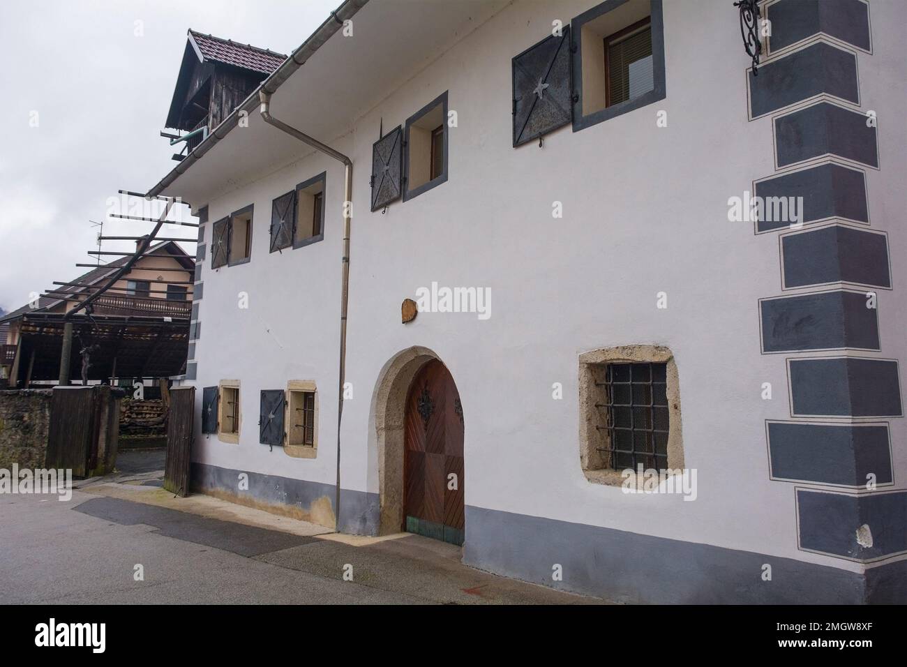 Maison Firbars à Skofja Loka à Gorenjska, Slovénie. Appelé Firbarjeva Hisa en slovène, nommé d'après l'activité originale du bâtiment - la teinture Banque D'Images