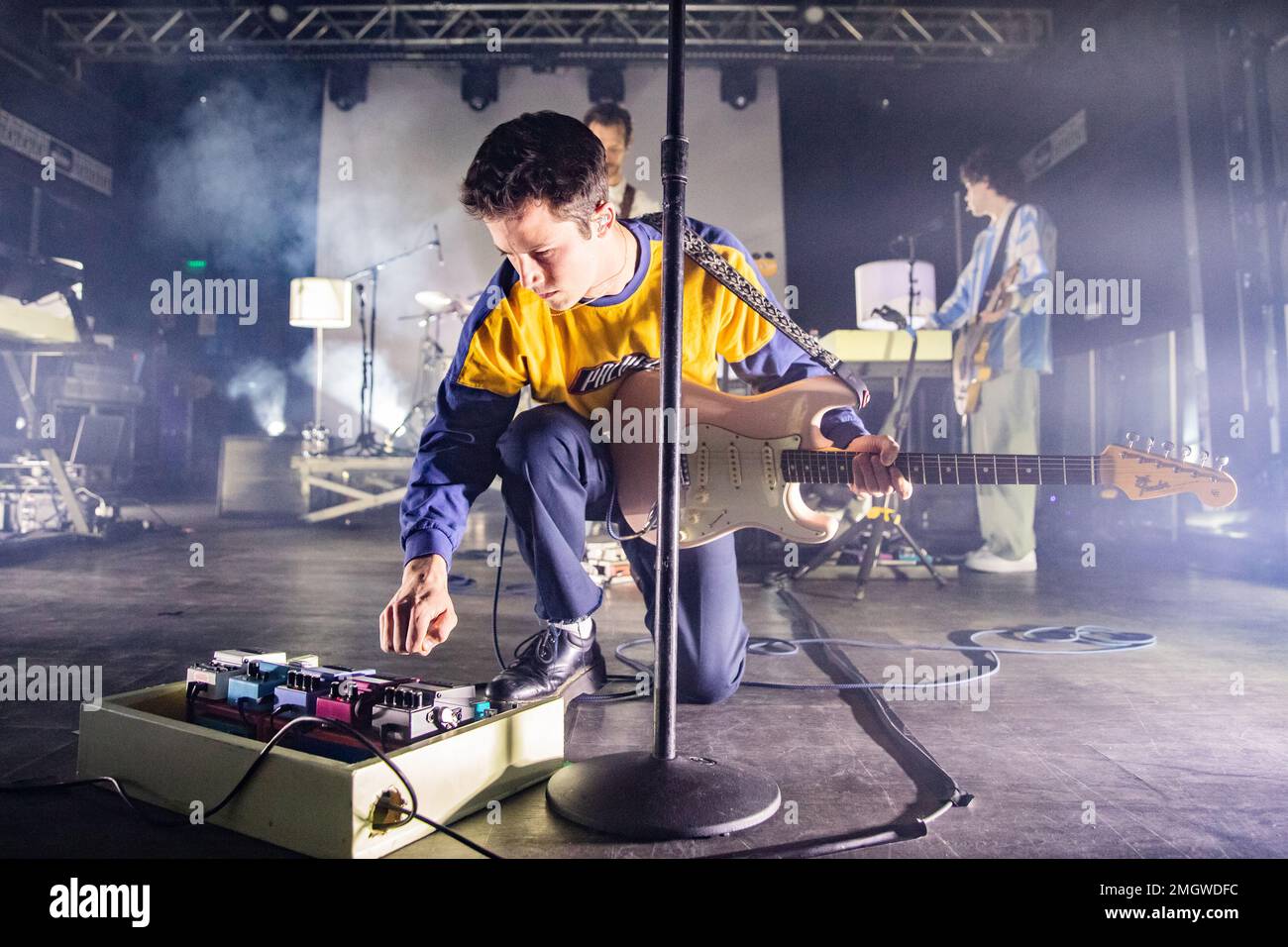 Milan Italie. 25 janvier 2023. Le groupe américain WALWS se produit en direct sur scène à Magazzini Generali lors du « dites-moi que c'est terminé ». Banque D'Images